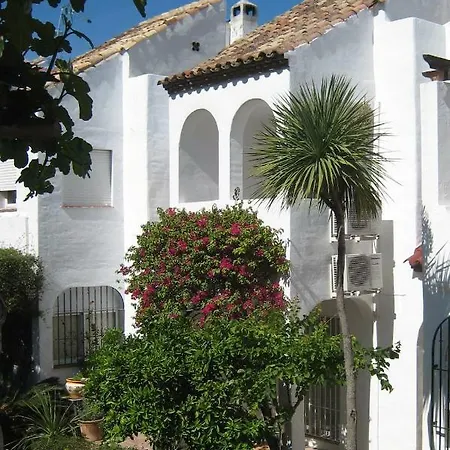 Vakantiehuis Beautiful Townhouse Internet Air Con 5 Guests